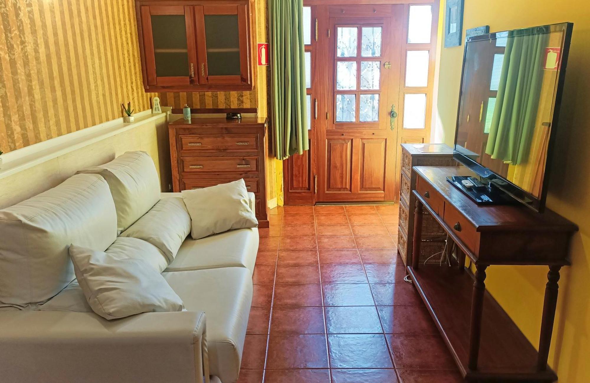 Apartamentos La Buganvilla نوفاليس المظهر الخارجي الصورة